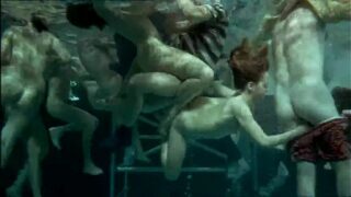 Undervands-orgie – I Jomfru Marias tegn (1973) Sexscene 7