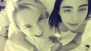 Fyldige pornostjerner trekant med creampie Tru Kait Kenna James